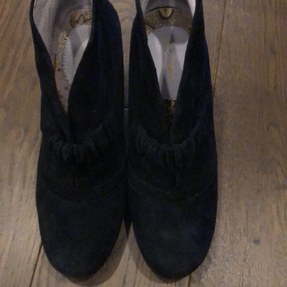 Hush Puppies Black Suede Ankle Bootie - Picture 5 of 10